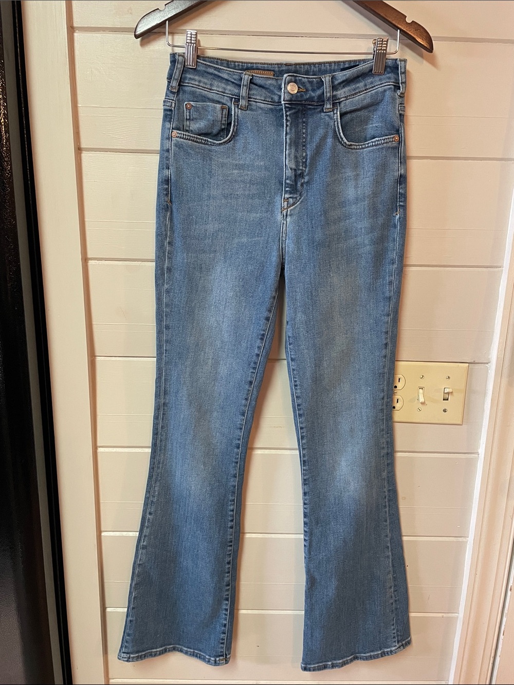 Pilcro The Carpenter Wide Leg Jeans Size 28.